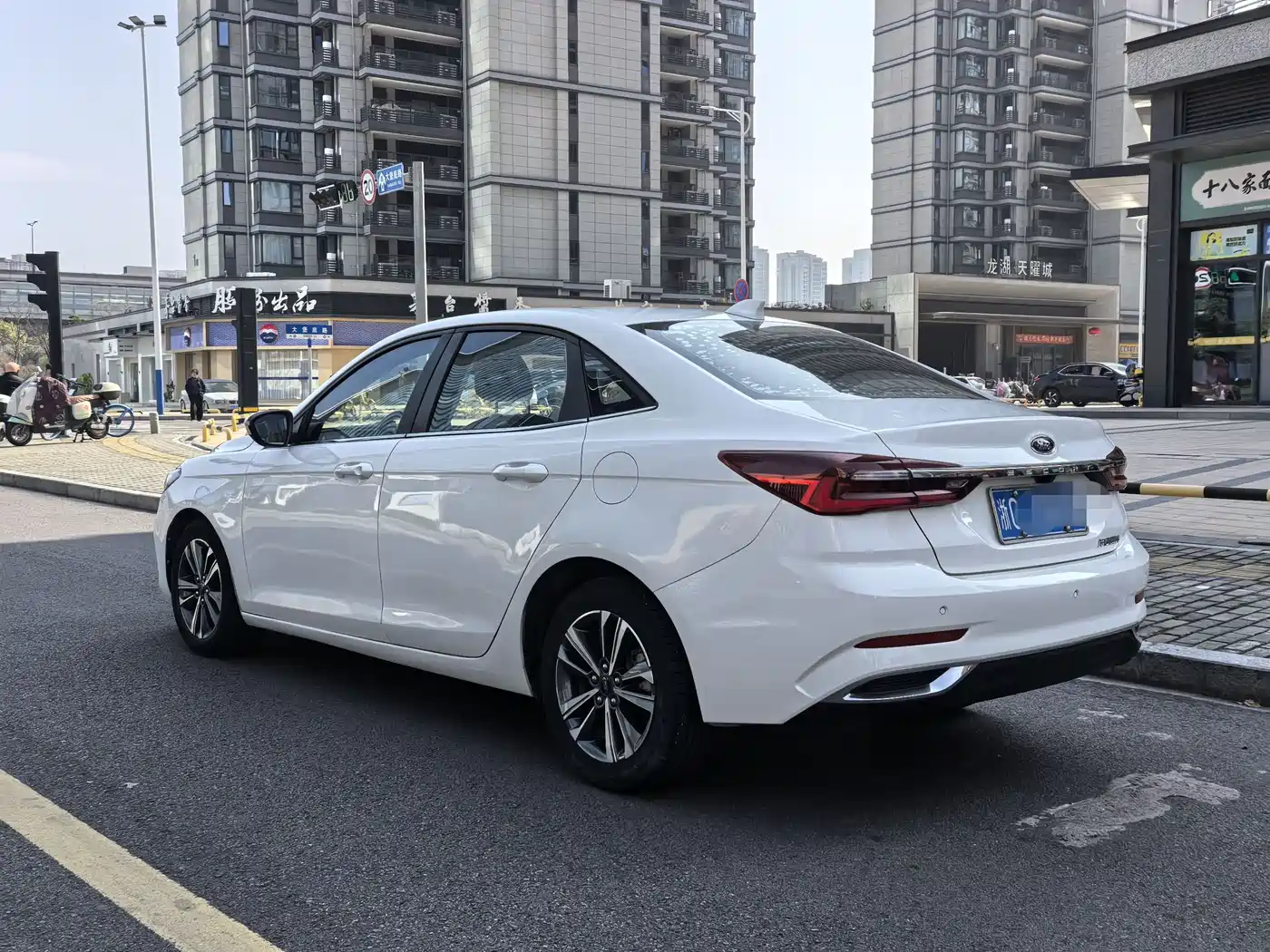 Ford Escort 2021 2021 1.5L Automatic Platinum Edition