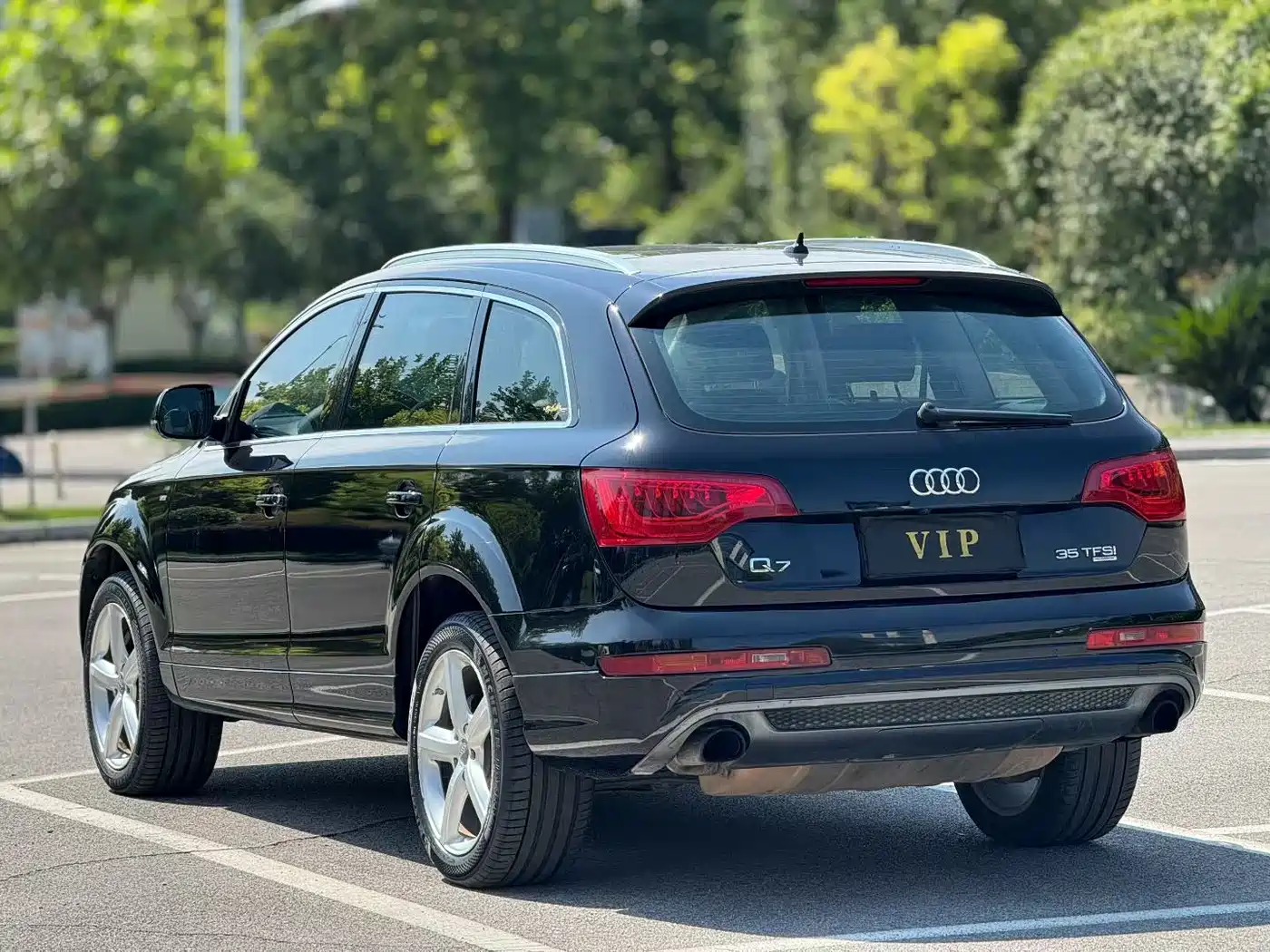 Фото 7 - Audi Q7