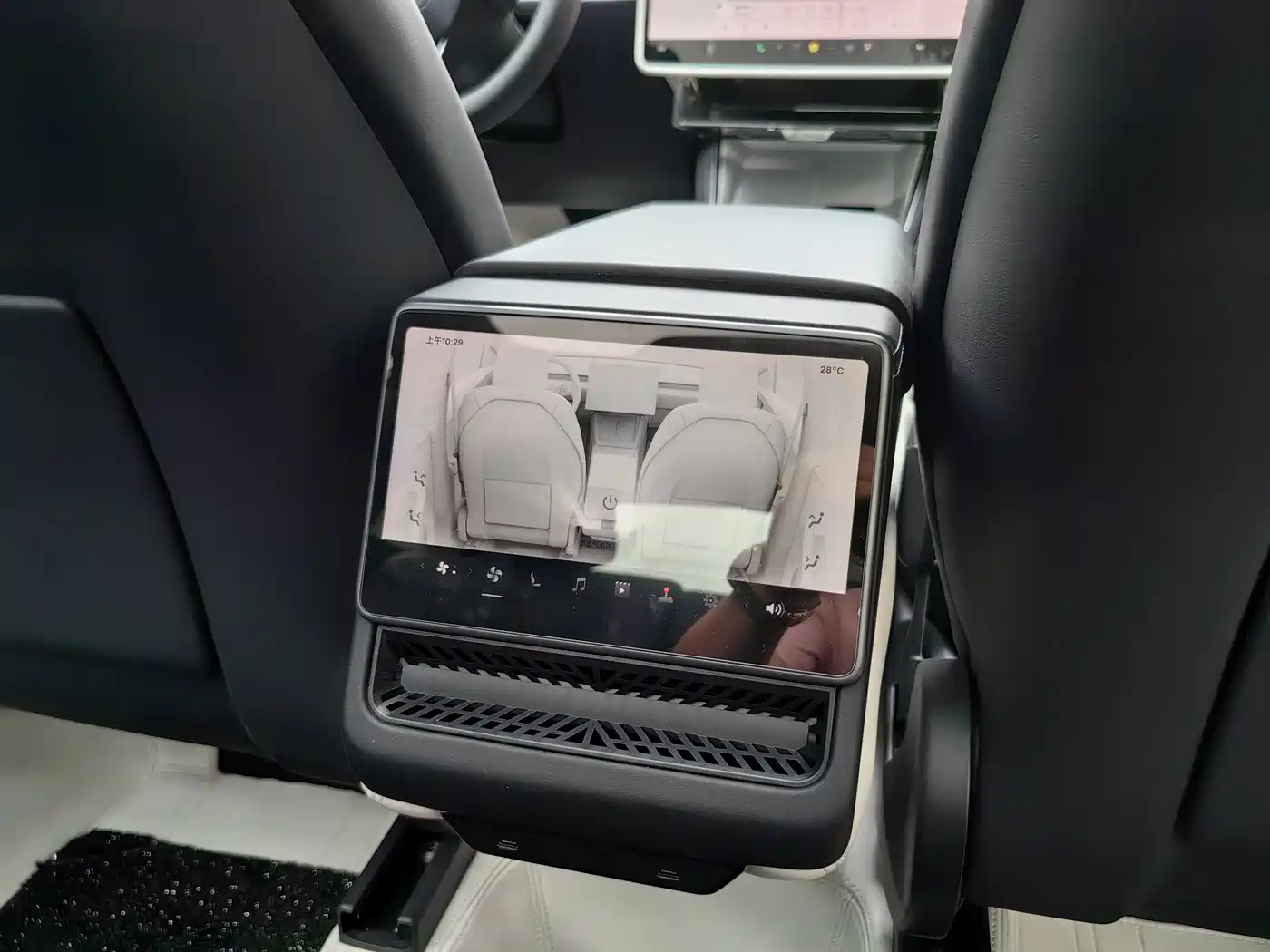Tesla Model Y 2026 2026 Long Range Rear-Wheel Drive