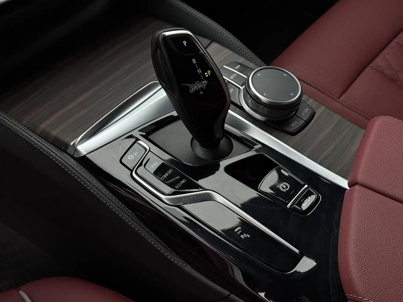 BMW 5 Series 2022 530Li Leading M Sport Package фото 7