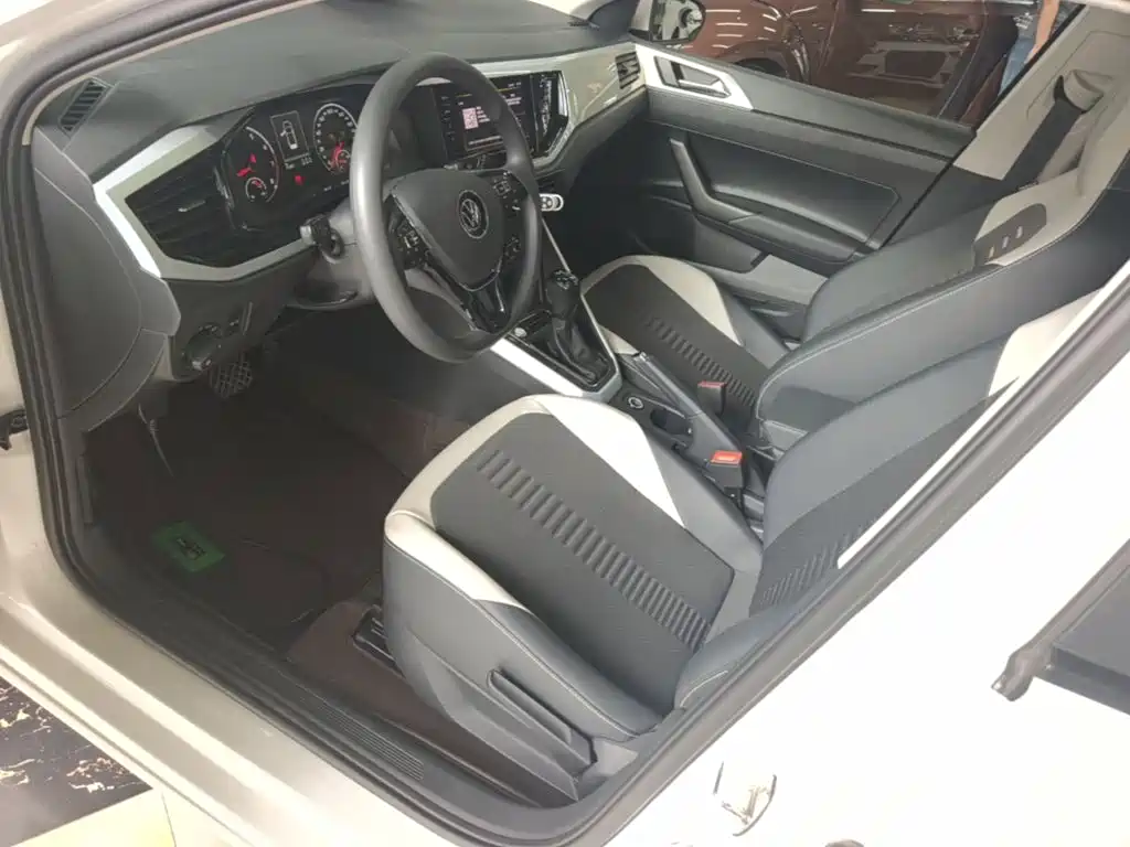 Volkswagen Polo 2021 2021 Plus 1.5L Automatic Colorful Tech Edition