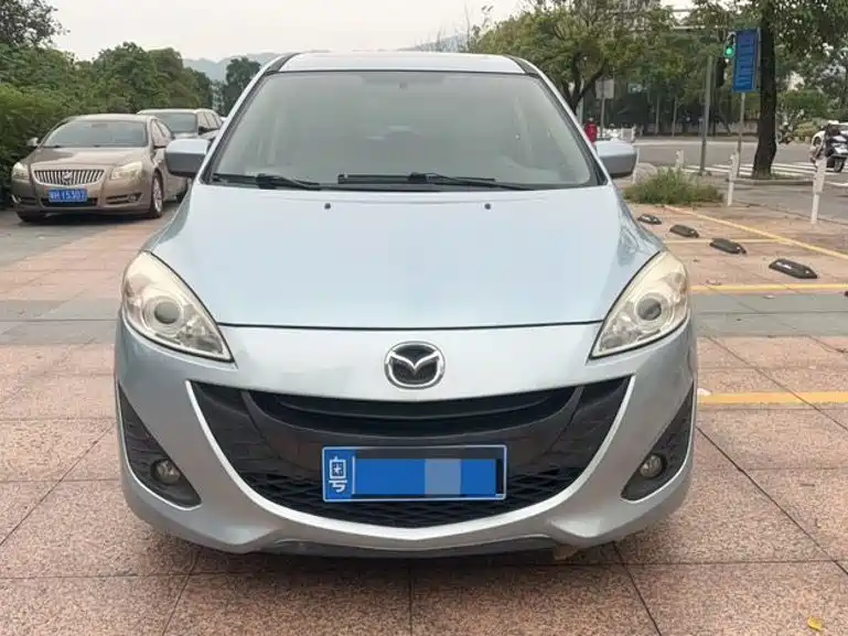 Mazda Mazda5 2011 2011 2.0L Automatic Luxury