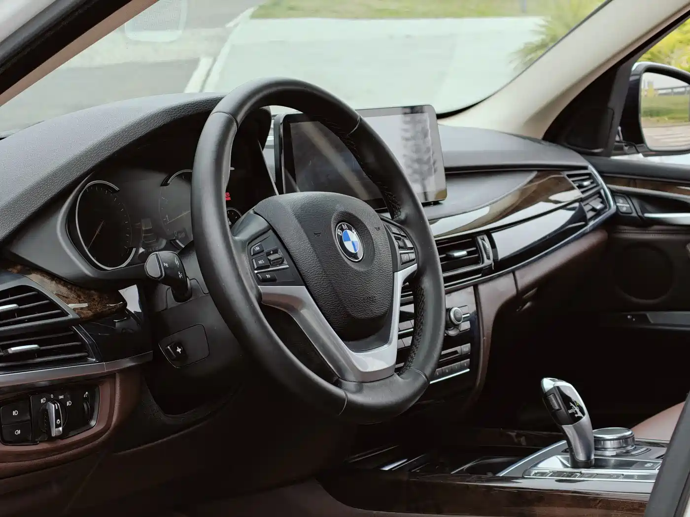 BMW X5 (Import) 2017 xDrive28i фото 8
