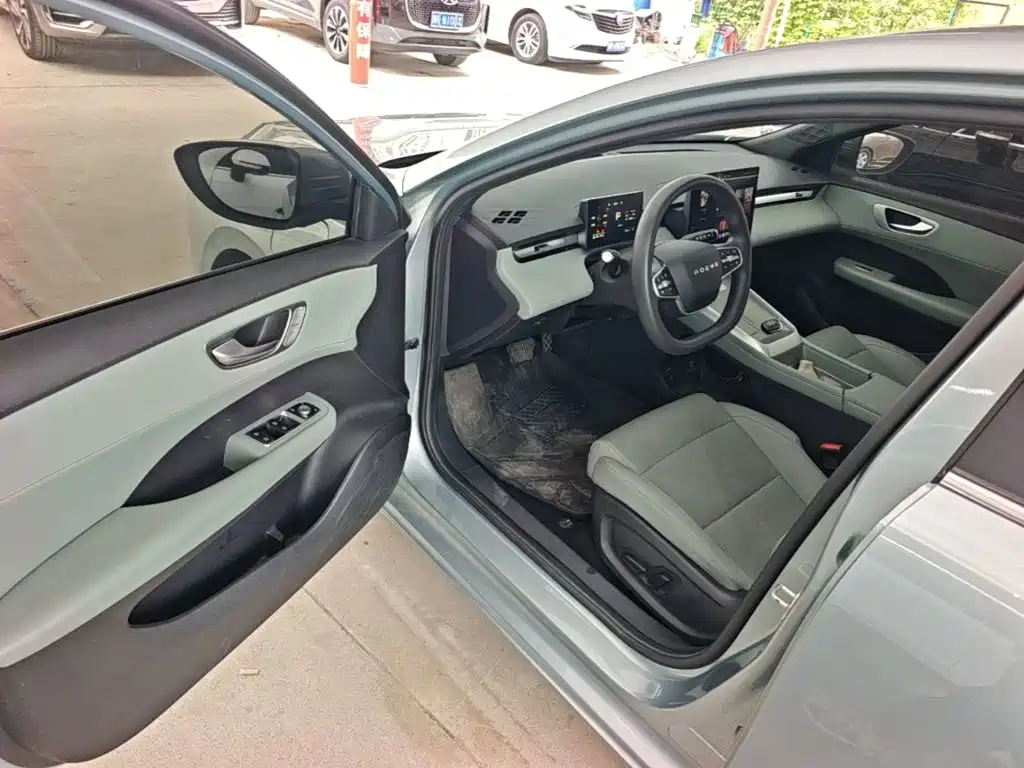 Roewe D6 2025 2025 520km Smart Edition
