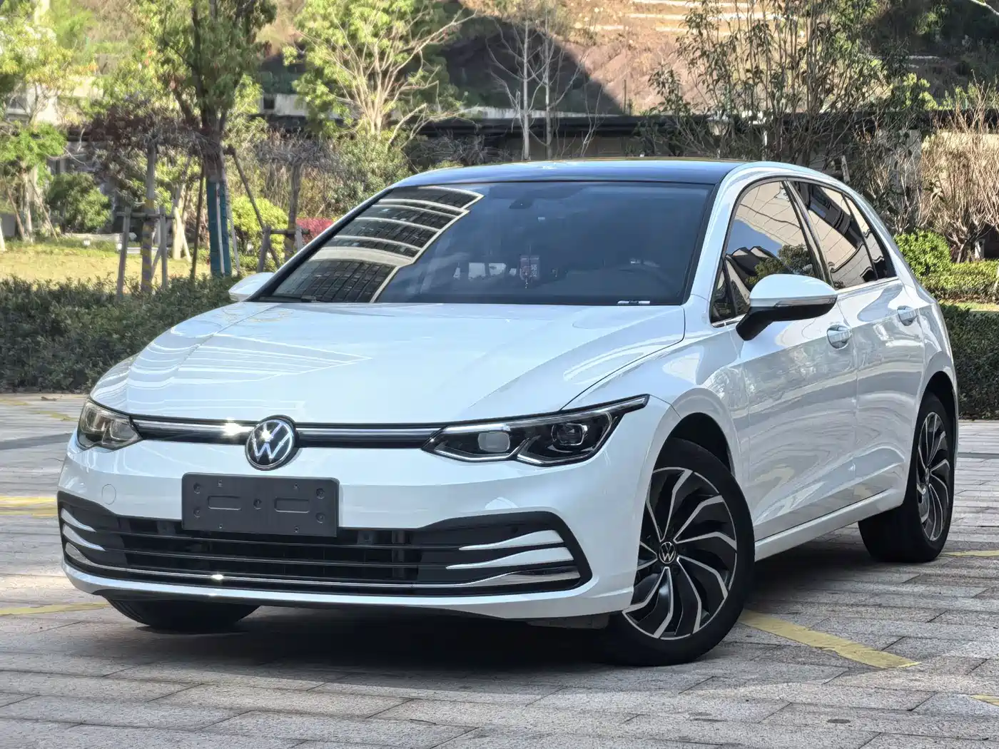 Volkswagen Golf 2023 280TSI DSG Pro 20th Anniversary Edition
