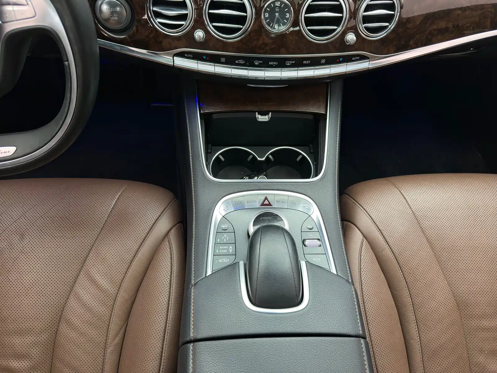 Фото 15 - Mercedes-Benz S-Class