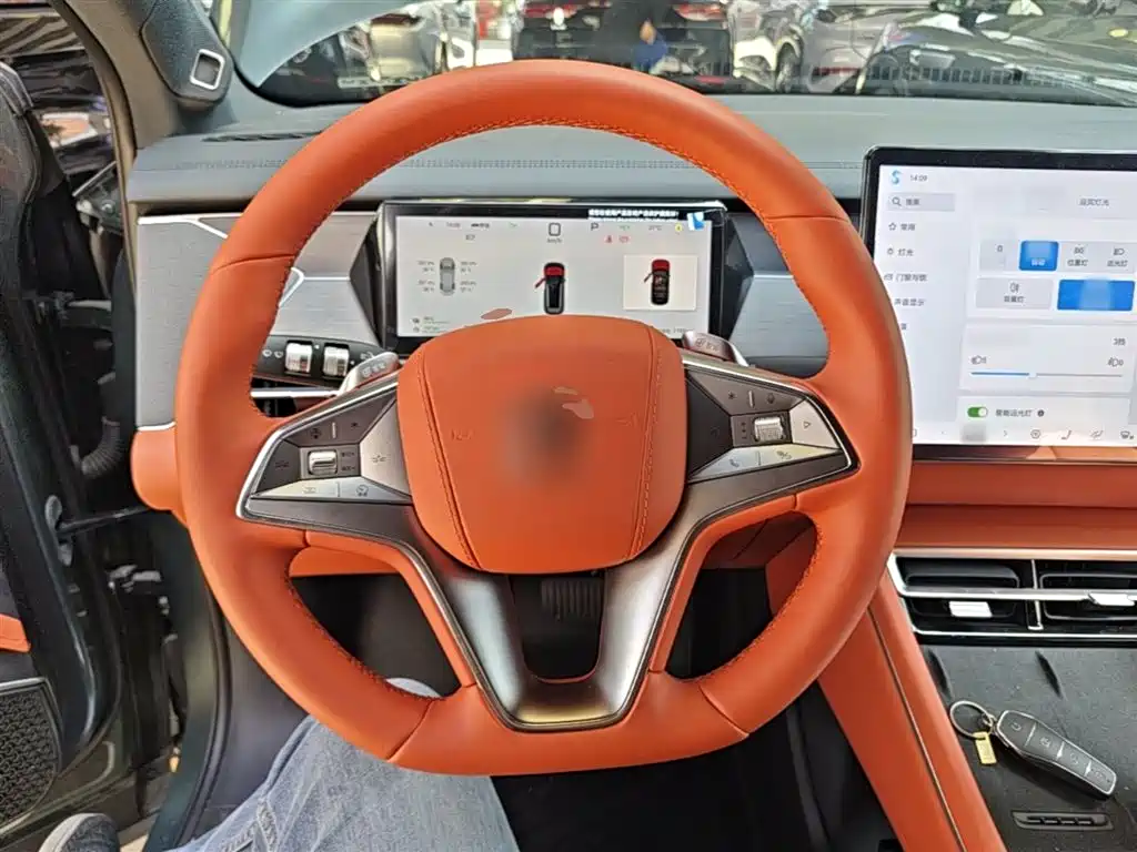 BYD Tang L 2025 DM 175KM Drone Player Edition фото 11