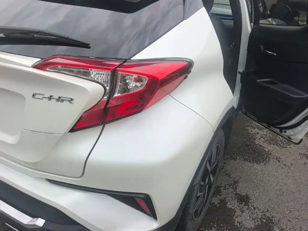 Toyota C-HR 2019 2018 2.0L Leading Sunroof Edition China VI