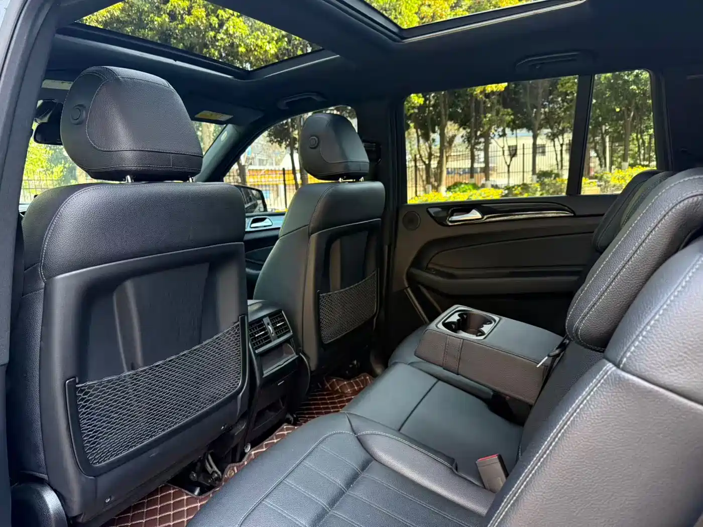 Mercedes-Benz GLS 2017 GLS 400 4MATIC Luxury фото 28
