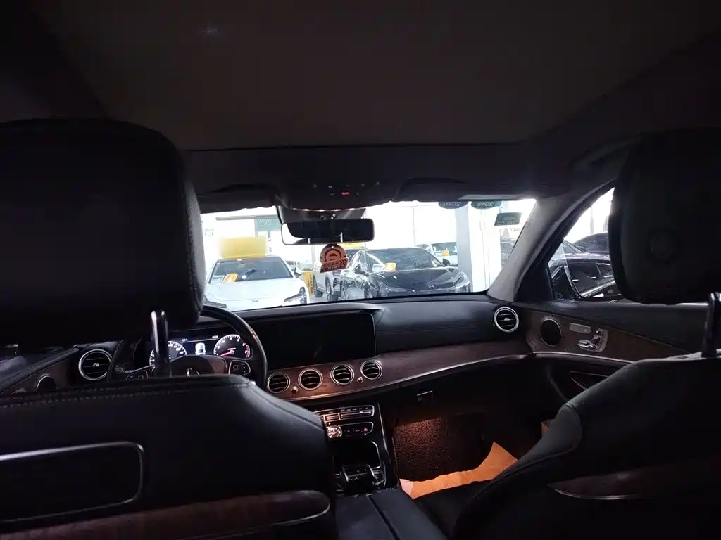 Mercedes-Benz E-Class 2016 E 300 L Luxury фото 8