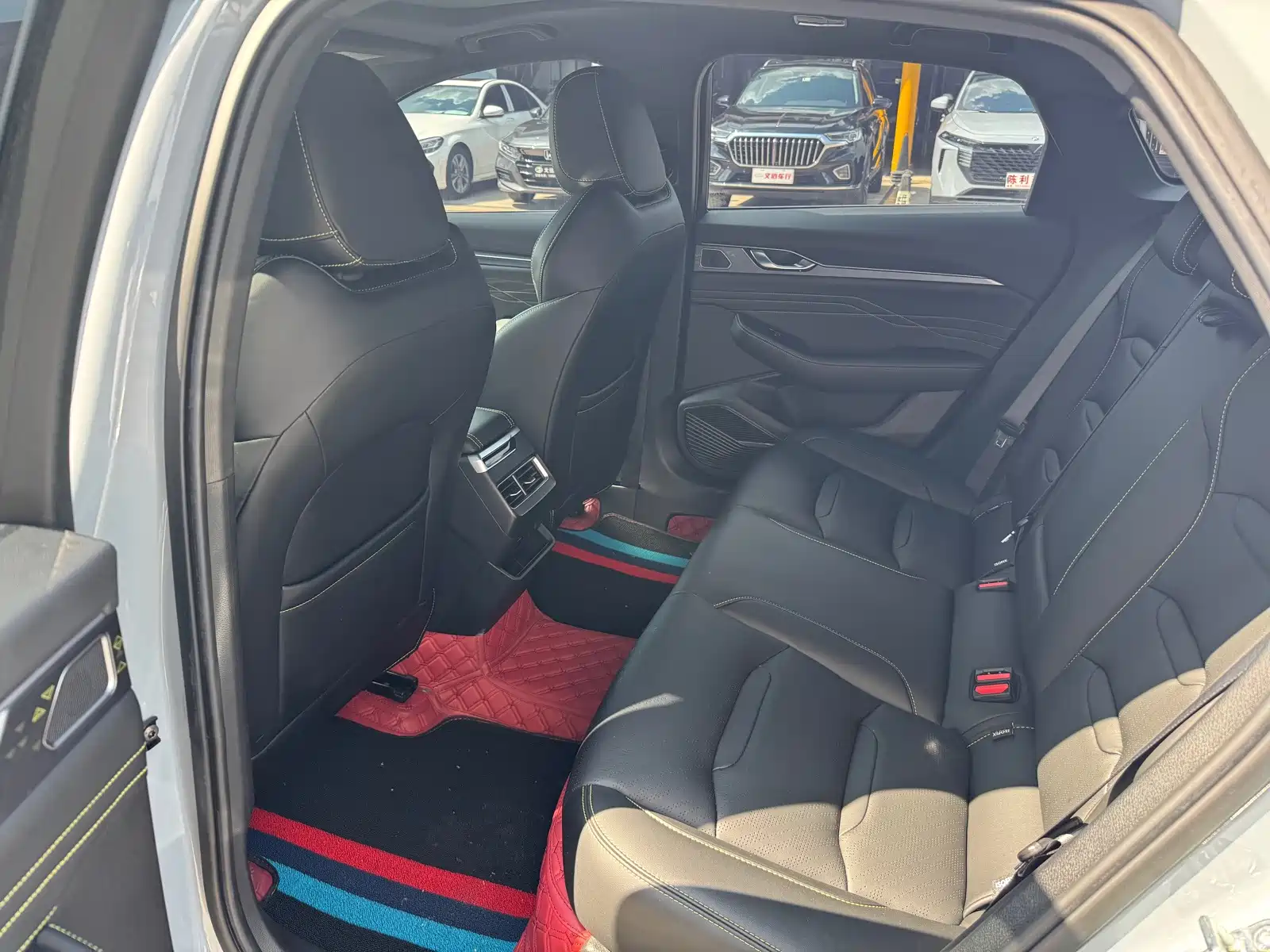 Фото 6 - Geely Preface