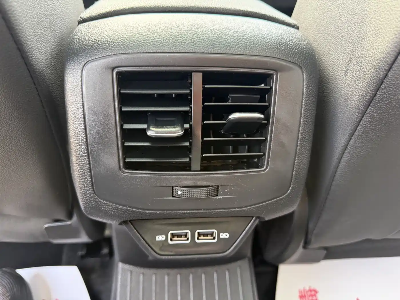 Volkswagen T-Roc, миниатюра 16