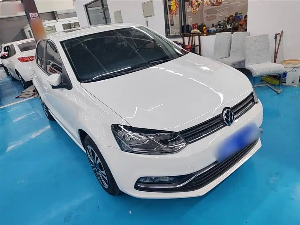 Volkswagen Polo 2016 1.6L Automatic Comfort фото 4