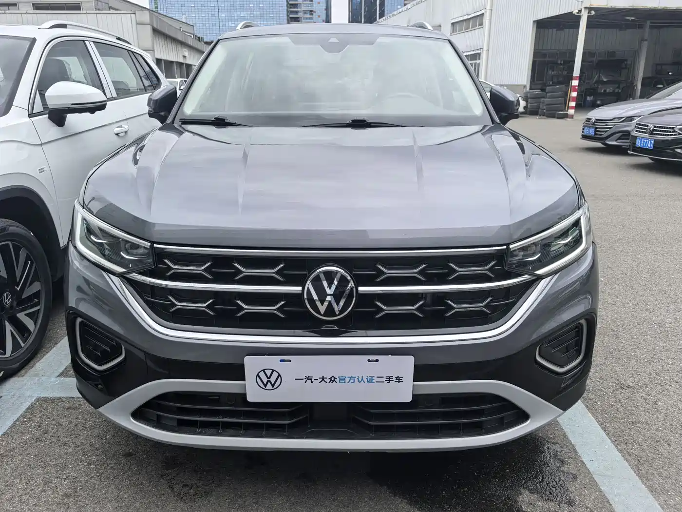 Volkswagen Tayron 2023 300TSI 2WD Luxury Plus Advanced Edition фото 2