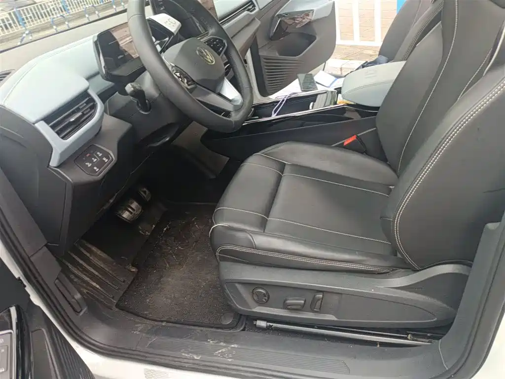 Volkswagen ID.4 X 2024 Pure Intelligent Edition фото 8
