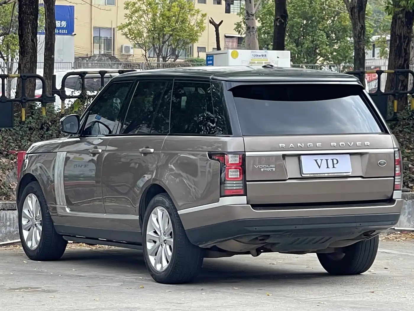 Land Rover Range Rover 2015 3.0 SC V6 Vogue фото 9