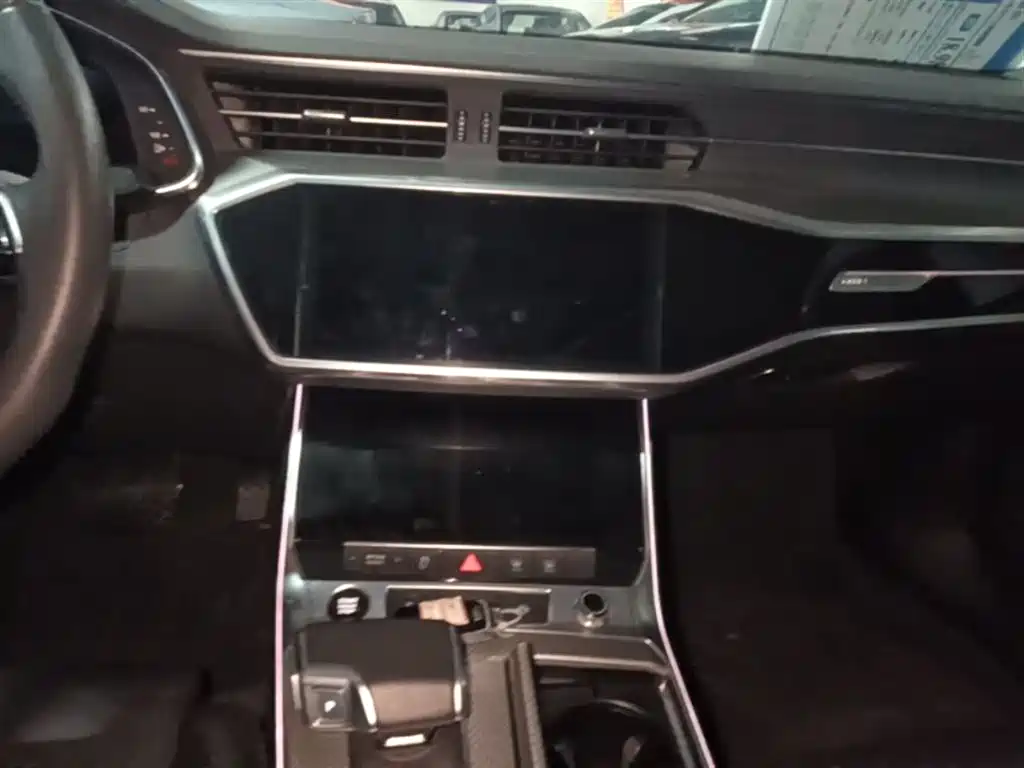 Audi A6L 2021 40 TFSI Luxury Elegance фото 13