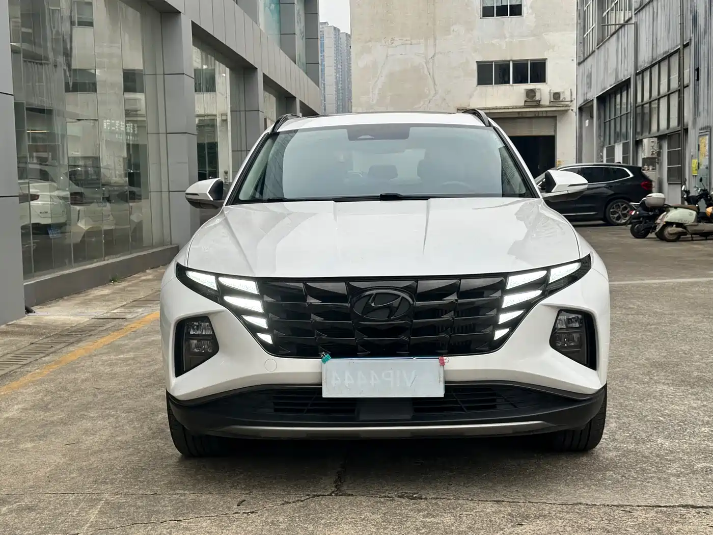HYUNDAI TUCSON