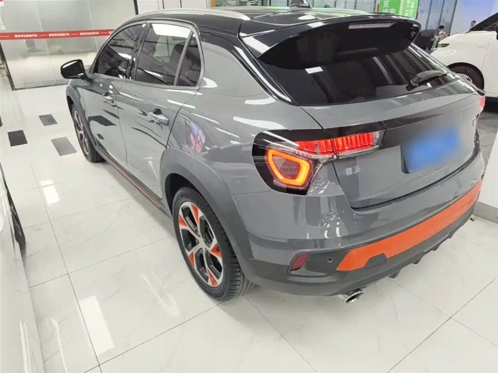 Lynk & Co 02 2018 Model 1.5T DCT 2WD Yao Pro Edition China V фото 5