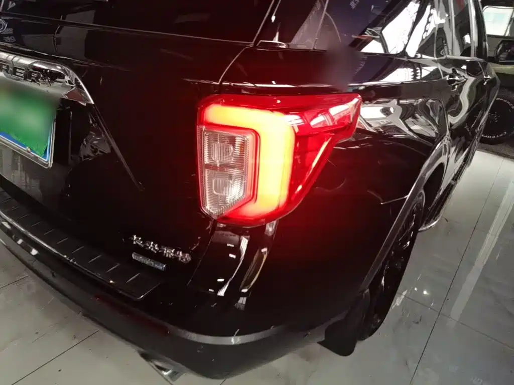Ford Explorer 2020 2020 EcoBoost 285 AWD Titanium Edition 6-Seater
