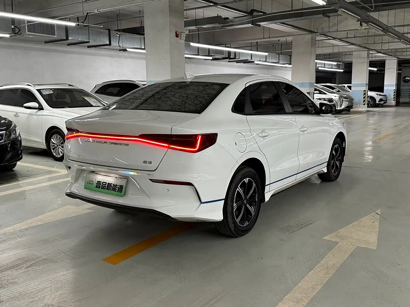 BYD e3 2020 2020 Long Range Edition Create·Prestige