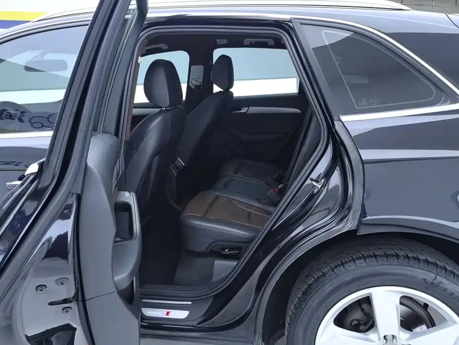 Audi Q5 2018 2017 Plus 40 TFSI Progressive