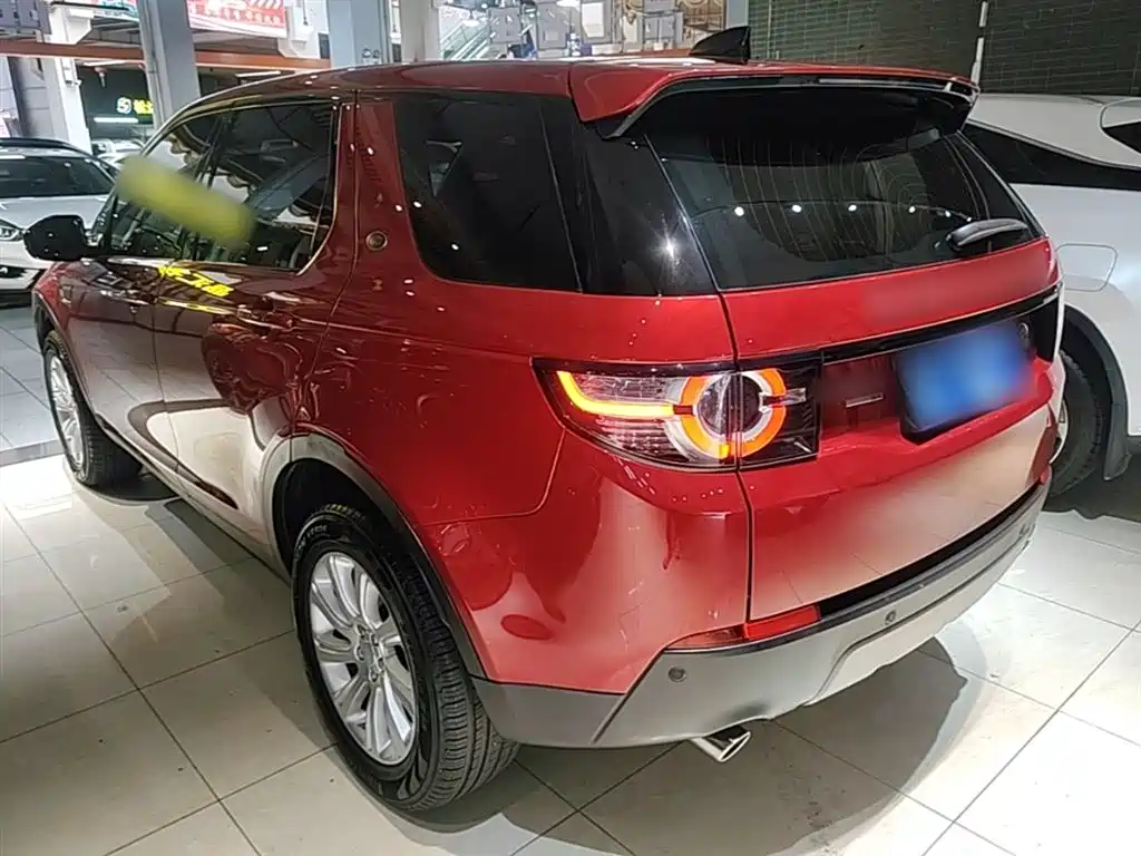 Land Rover Discovery Sport 2017 2.0T SE фото 5