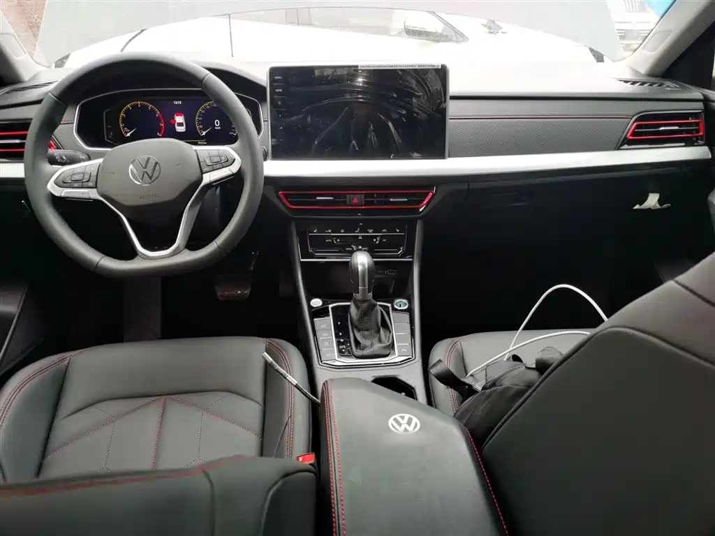 Volkswagen Lavida 2024 Model 300TSI DSG Starlight Leading Edition фото 6