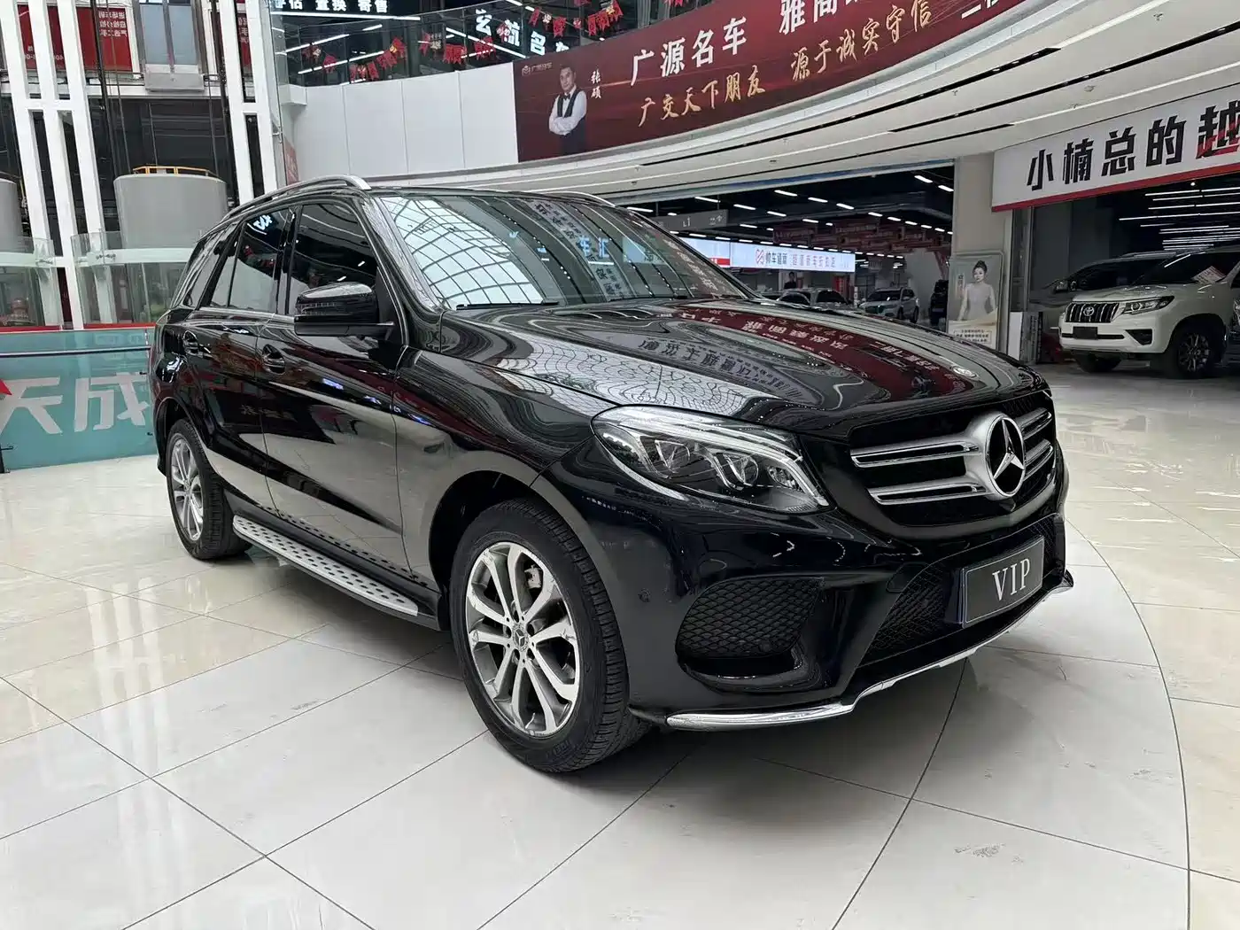 Mercedes-Benz GLE 2016 GLE 320 4MATIC Luxury фото 3