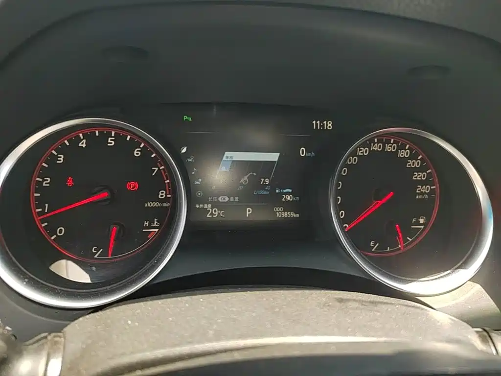 Photo 12 - Toyota Camry