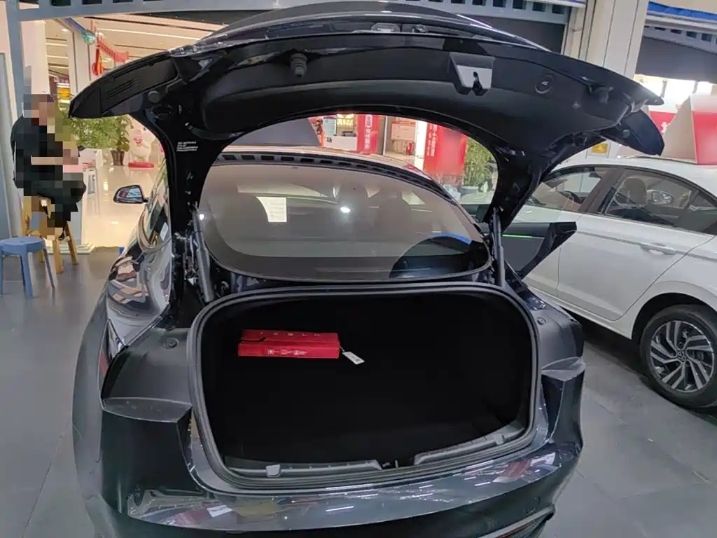 Tesla Model 3 2026 2025 Model Rear-Wheel Drive Edition