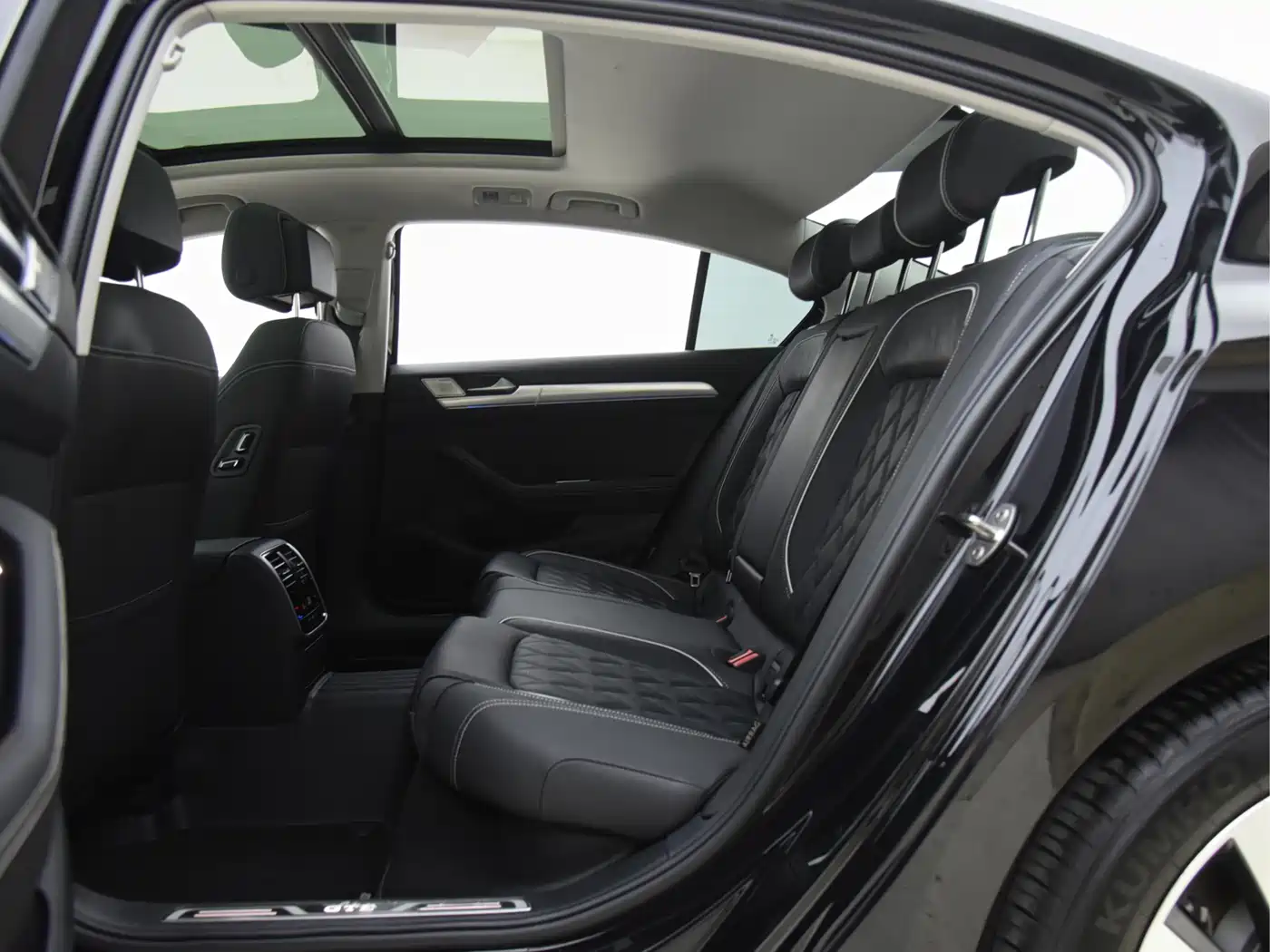 Volkswagen Magotan GTE Plug-in Hybrid 2024 2022 GTE Luxury