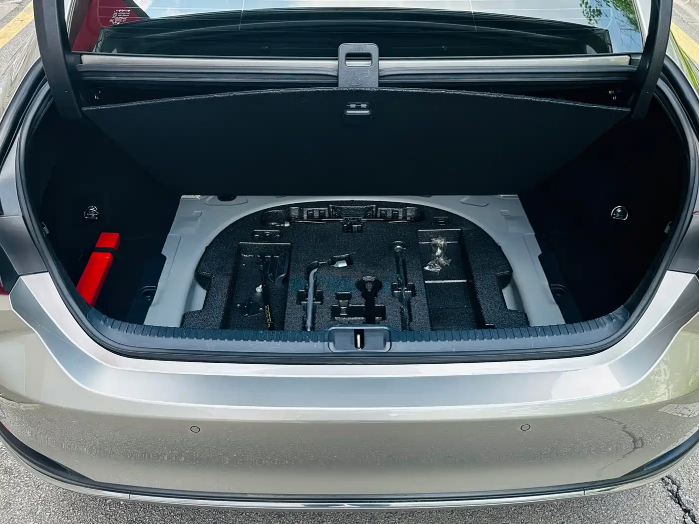 Lexus ES 2021 300h Luxury Edition фото 11