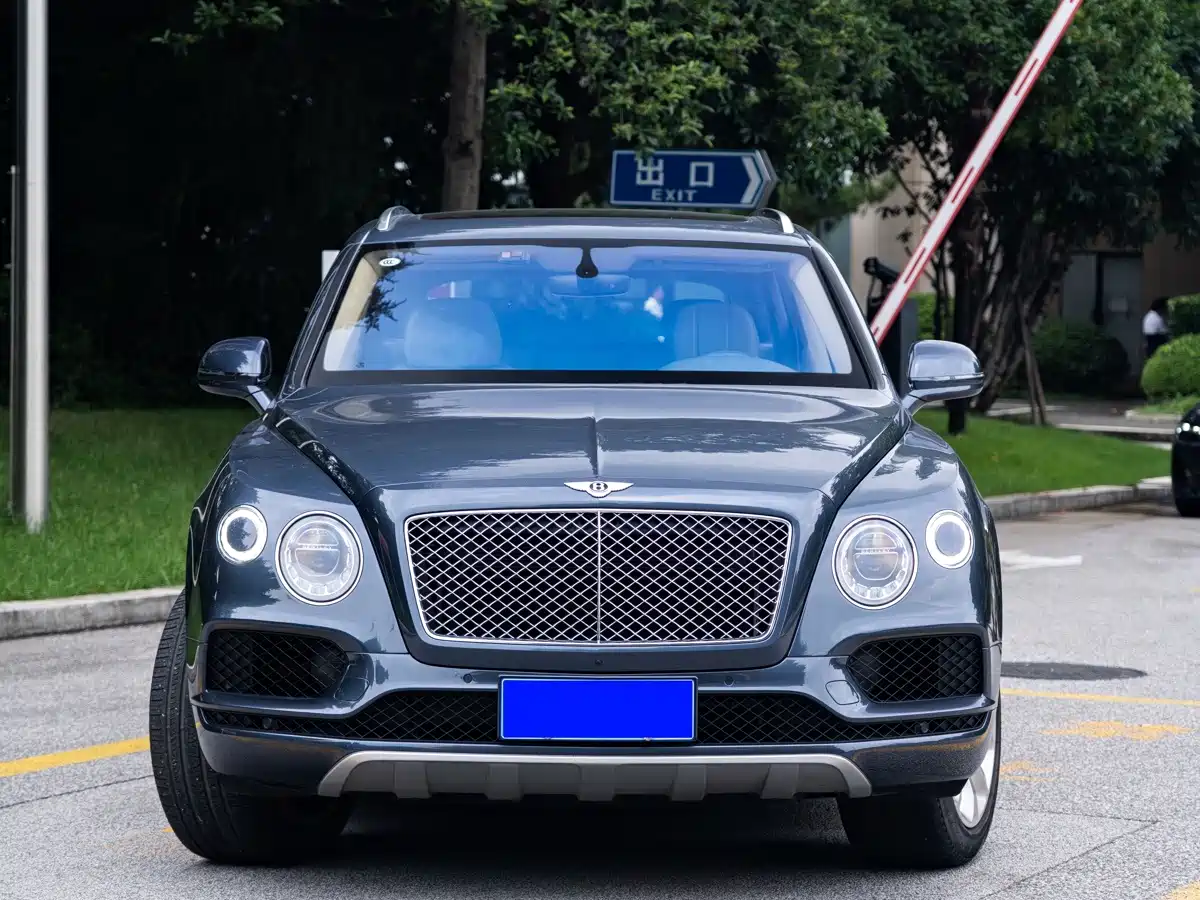 Bentley Bentayga 2017 2017 6.0T Standard Edition