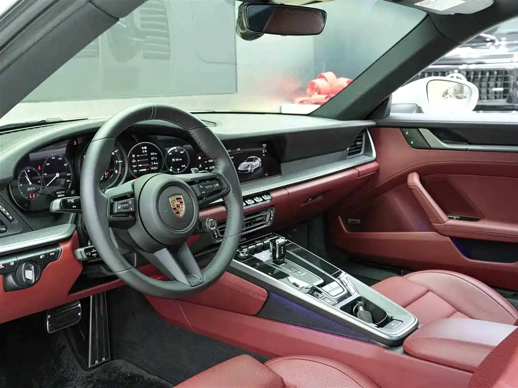 Porsche 911 2023 Carrera 3.0T фото 8