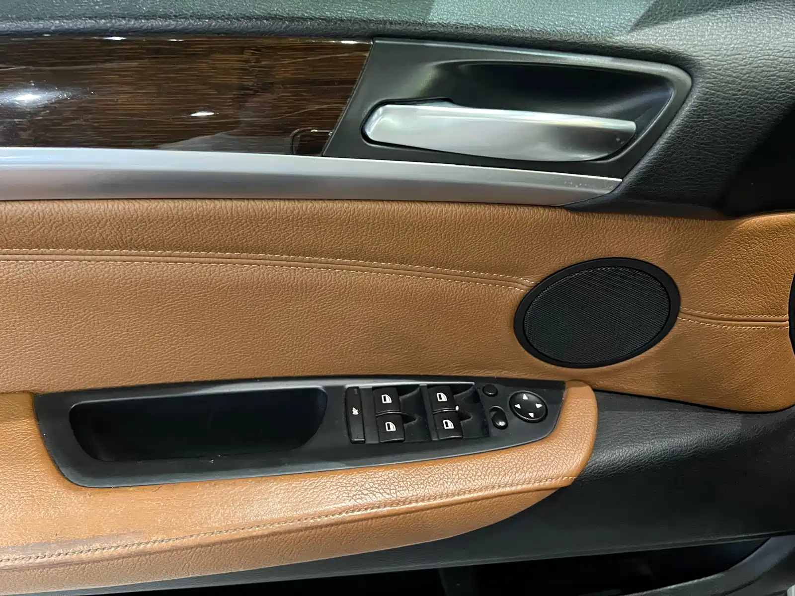 Photo 18 - BMW X6