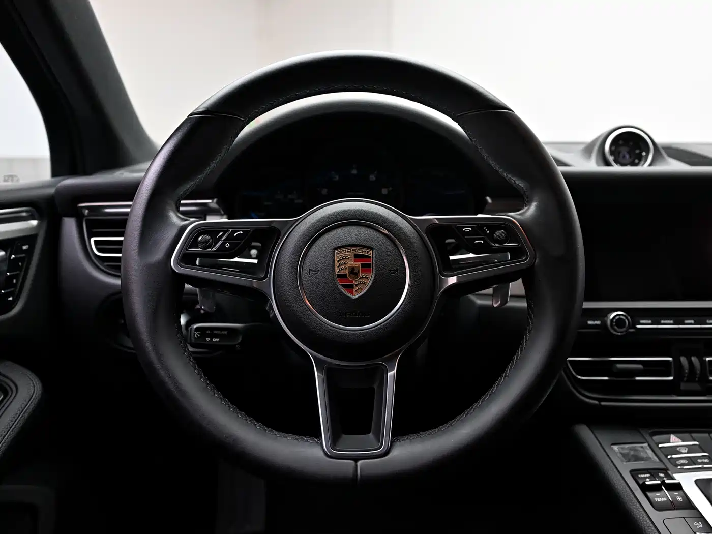 Porsche Macan 2018 Macan 2.0T фото 10