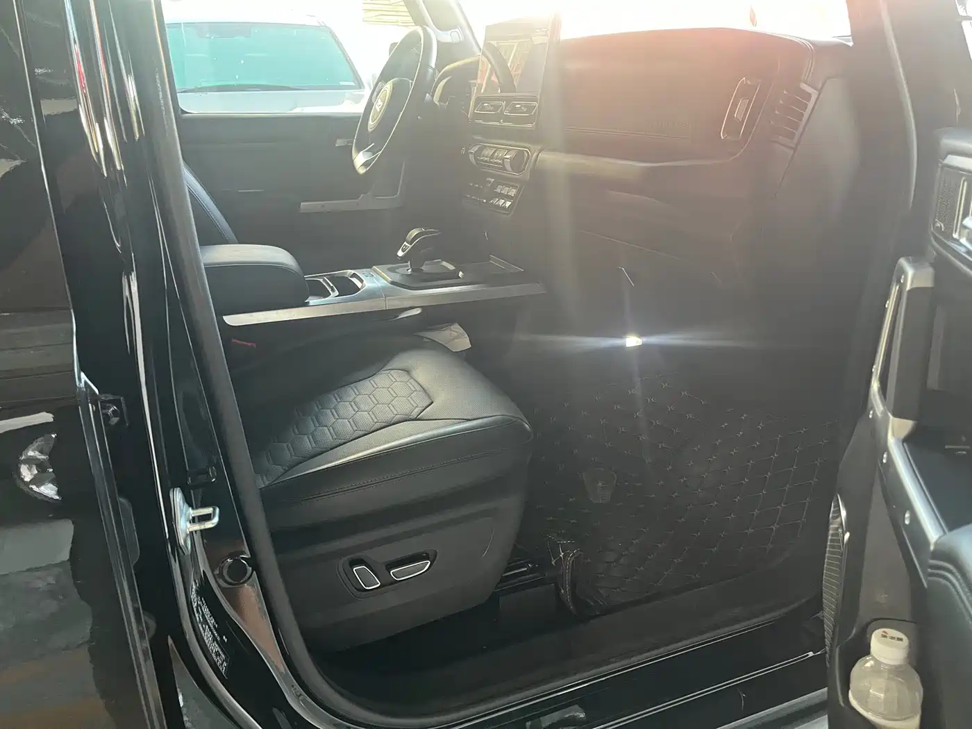 212 T01 2025 2024 2.0T Explorer