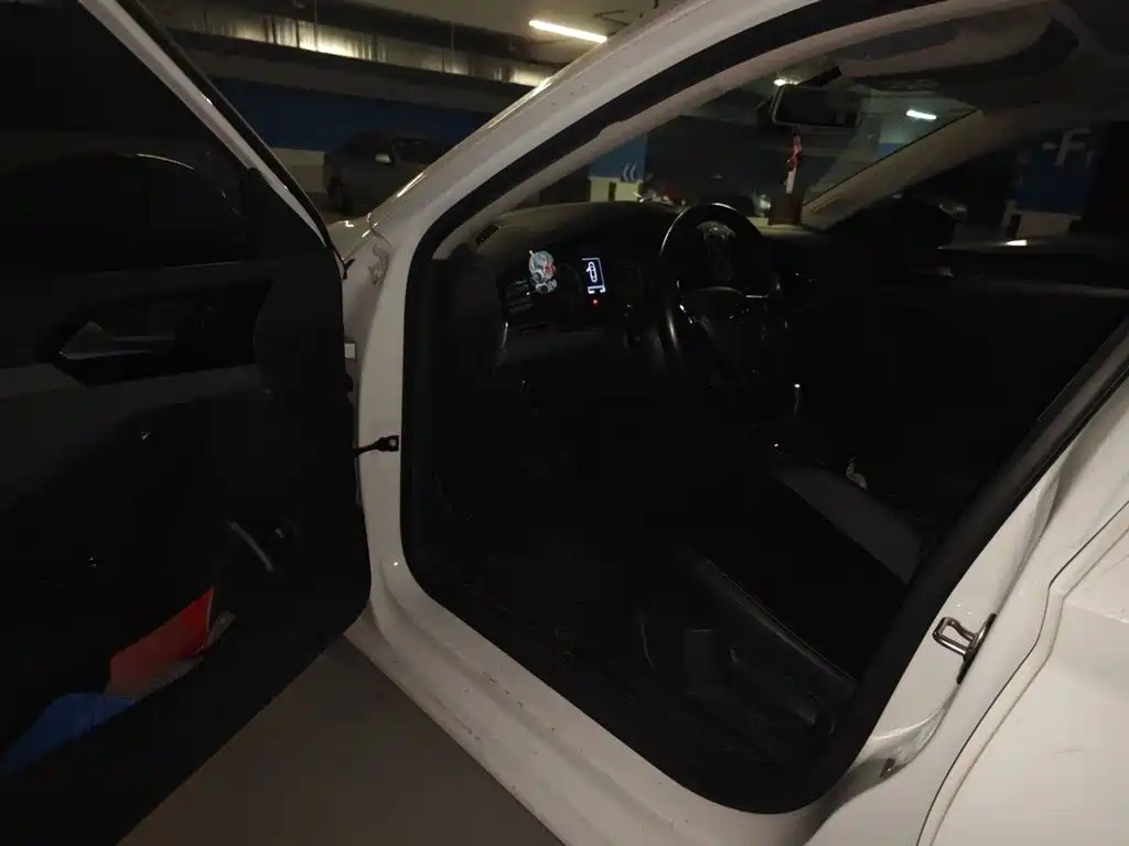 Volkswagen Sagitar 2019 280TSI DSG Comfort Edition China VI фото 14