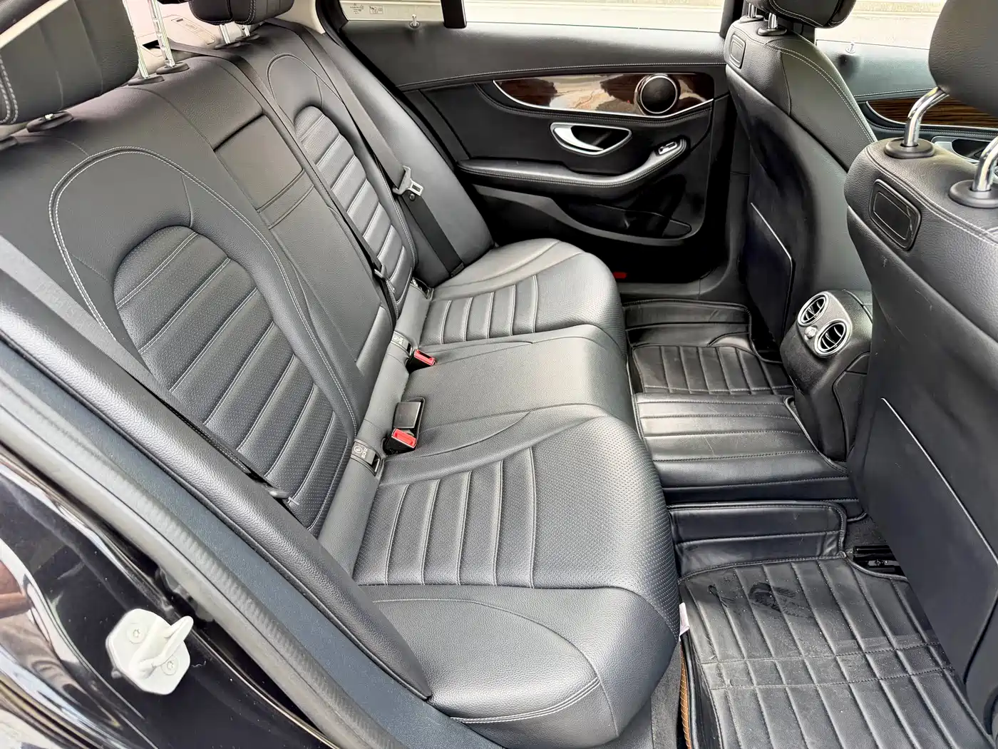 Mercedes-Benz C-Class 2015 Facelift C 200 L фото 9