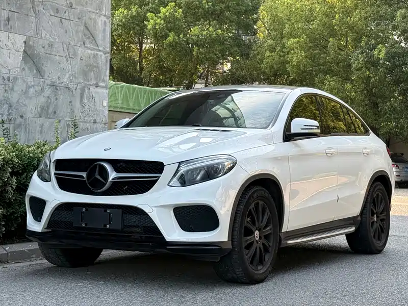 Mercedes-Benz GLE Coupe GLE 320 4MATIC Coupe SUV