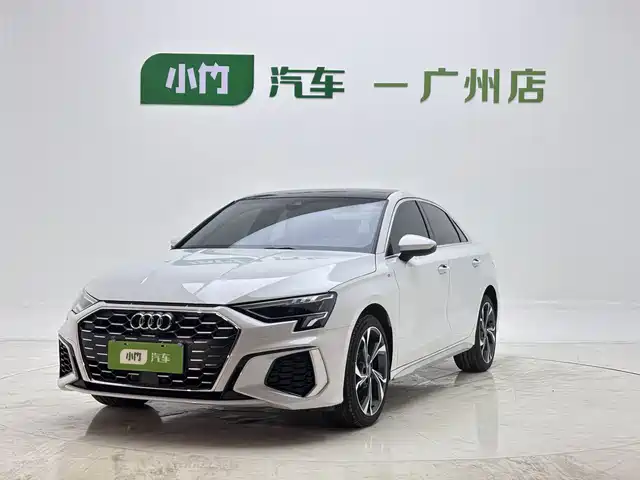 Audi A3 Рестайлинг, A3L Limousine 35 TFSI, Люкс Спорт