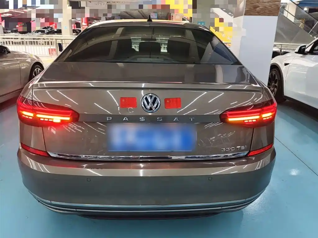 Volkswagen Passat 2019 Model 330TSI Luxury Edition China V фото 6