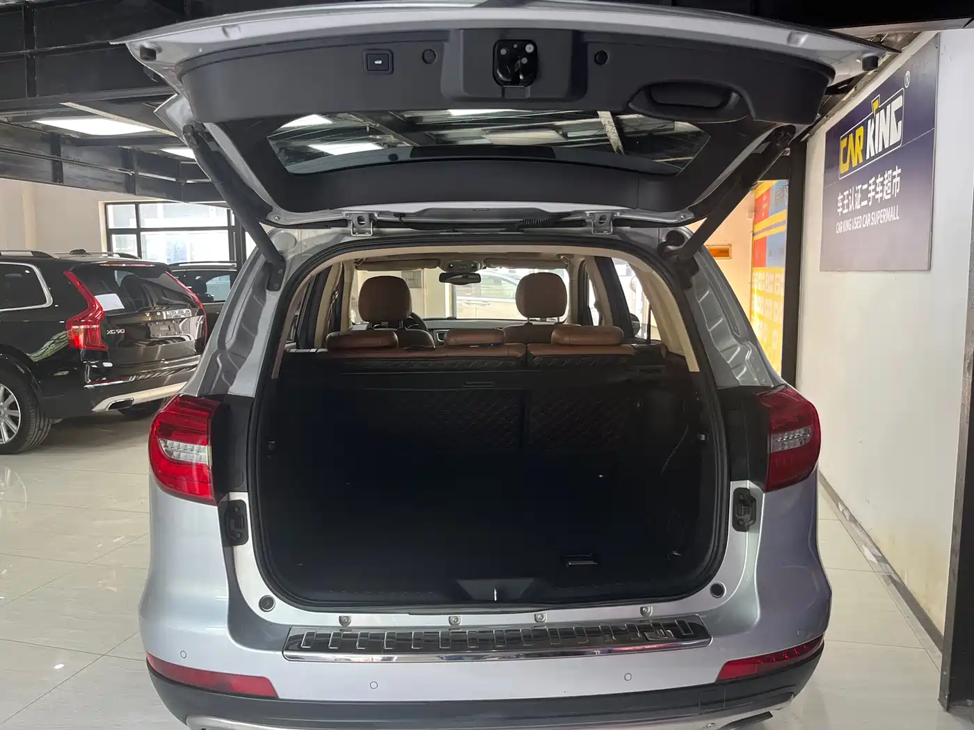 Haval H8 2015 2.0T 2WD Luxury фото 12