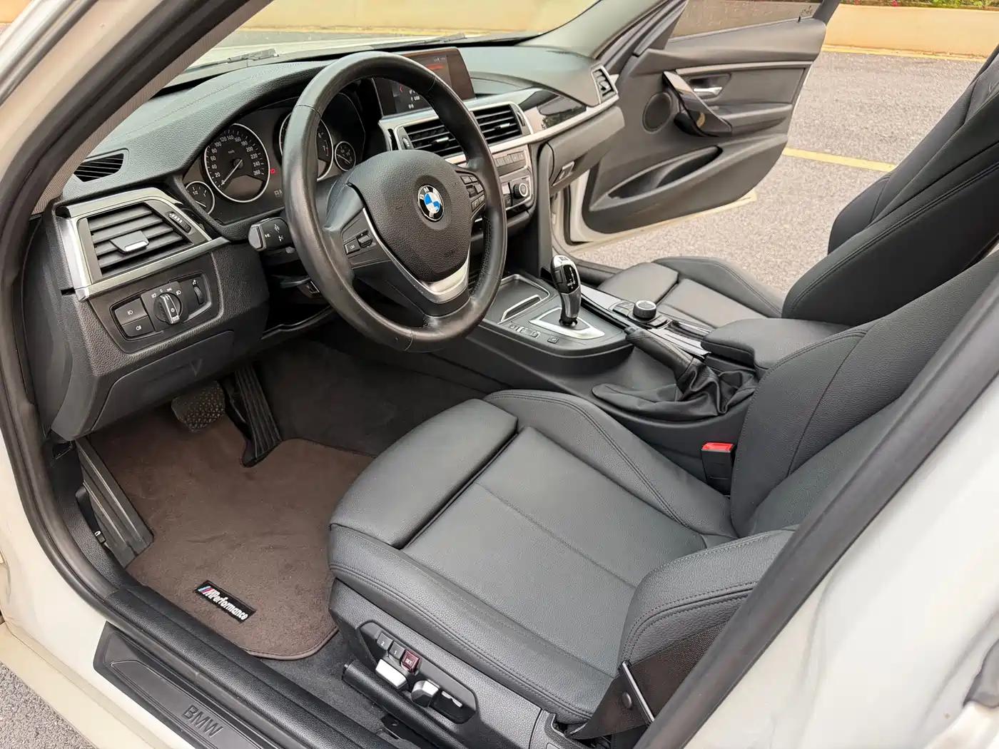 BMW 3 Series 2018 320Li xDrive Fashion Style фото 9