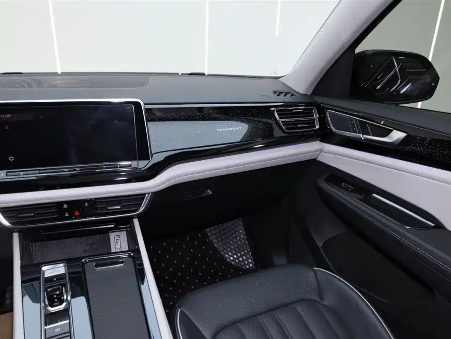 Volkswagen Teramont 2022 380TSI 4MOTION Premium Luxury фото 27