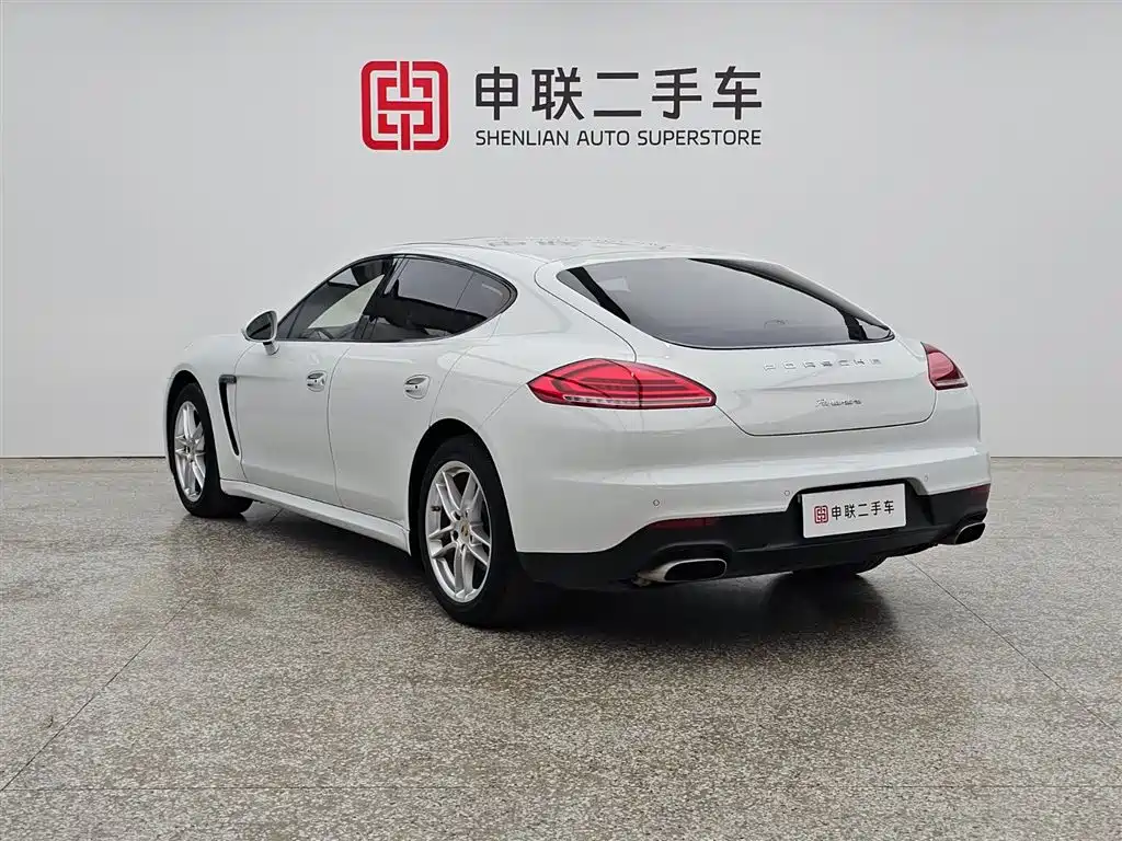 Porsche Panamera 2016 Panamera Edition 3.0T фото 13