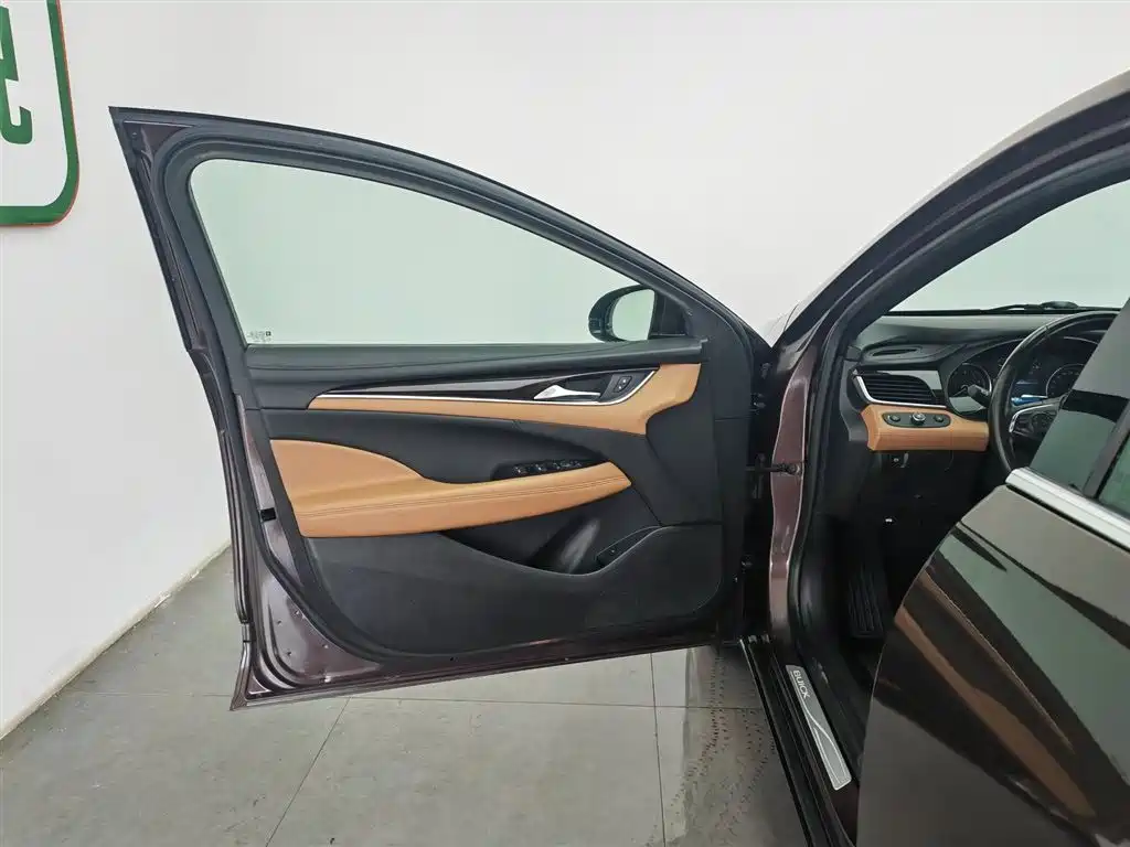 Buick LaCrosse 2016 Model 28T Elite фото 8