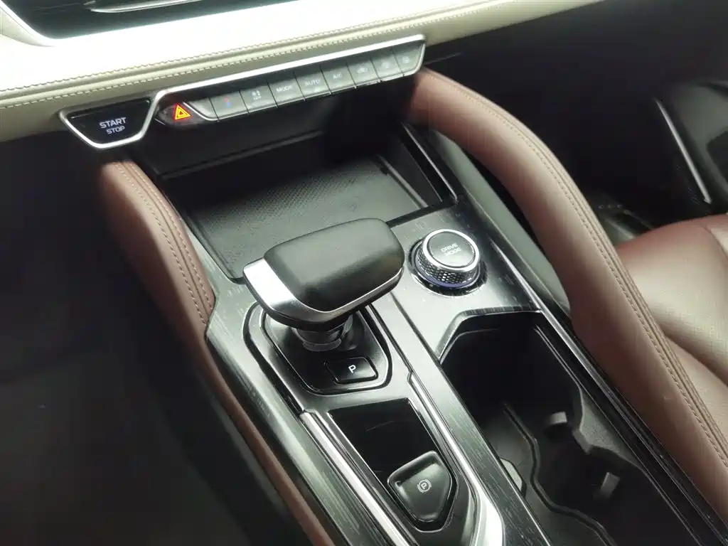 GEELY AUTOMOBILE XINGYUE L