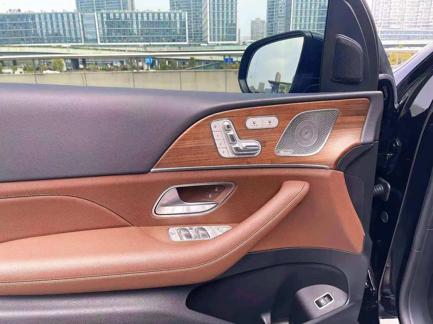 Mercedes-Benz GLE 2024 GLE 450 4MATIC Fashion фото 16